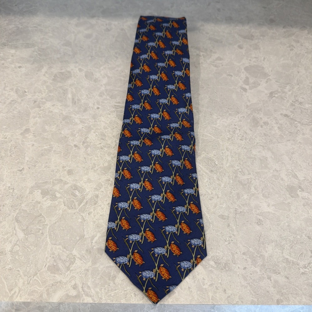 Tiffany And Co. Men's 100 % Silk Tie Made In Italy Turtle Pattern.